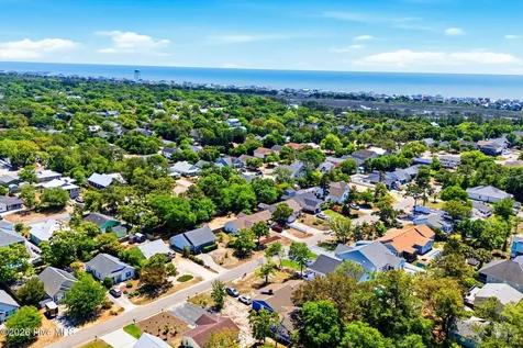 121 NW 12th Street Oak Island NC 28465