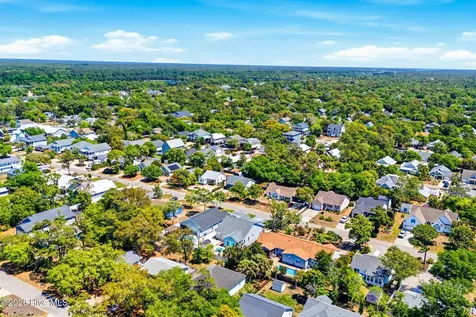 121 NW 12th Street Oak Island NC 28465