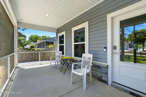 121 NW 12th Street Oak Island NC 28465