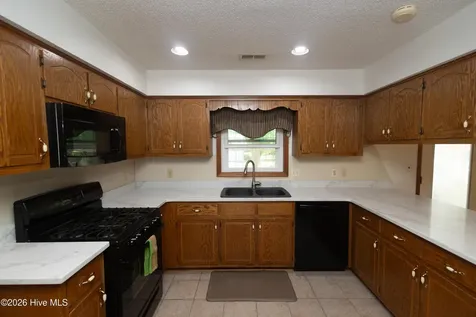 420 Boundaryline Drive NW Calabash NC 28467