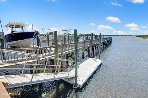 7824 Bonfire Drive Wilmington NC 28409