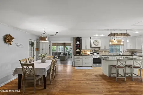 346 Knollwood Drive Hampstead NC 28443