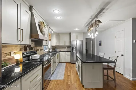 346 Knollwood Drive Hampstead NC 28443
