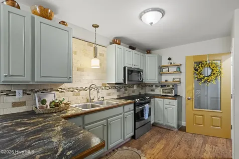346 Knollwood Drive Hampstead NC 28443
