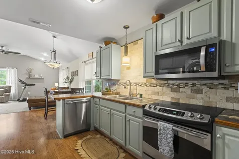 346 Knollwood Drive Hampstead NC 28443
