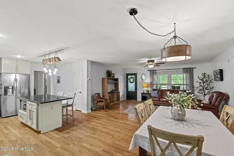346 Knollwood Drive Hampstead NC 28443
