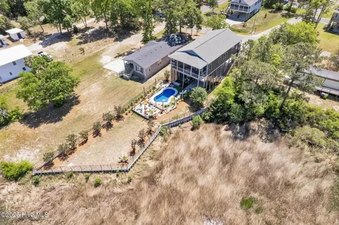 7202 E Yacht Drive Oak Island NC 28465