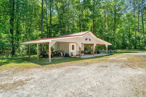 460 Upland Road Willard NC 28478