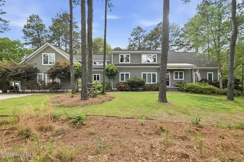 139 Hammerstone Circle Whispering Pines NC 28327