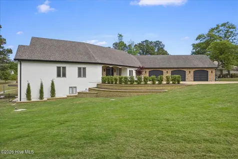 304 Gull Road Hampstead NC 28443