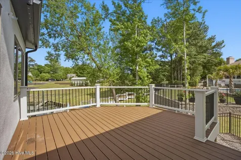 304 Gull Road Hampstead NC 28443