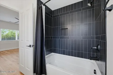 304 Gull Road Hampstead NC 28443