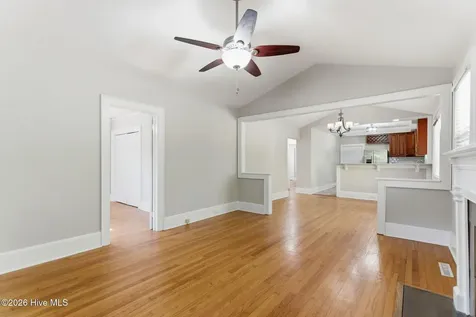 2023 Perry Avenue Wilmington NC 28403