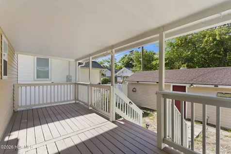 2023 Perry Avenue Wilmington NC 28403