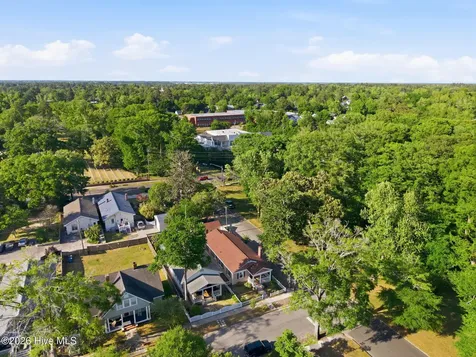 2023 Perry Avenue Wilmington NC 28403