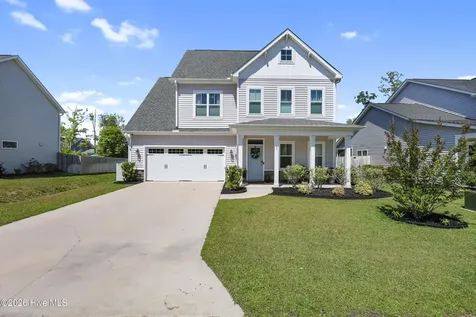 67 Man O War Lane Hampstead NC 28443
