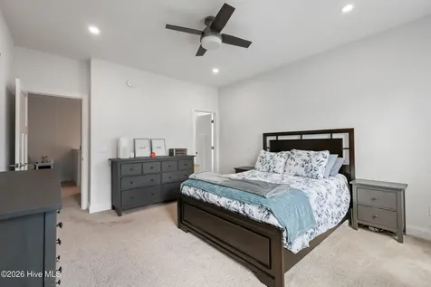67 Man O War Lane Hampstead NC 28443