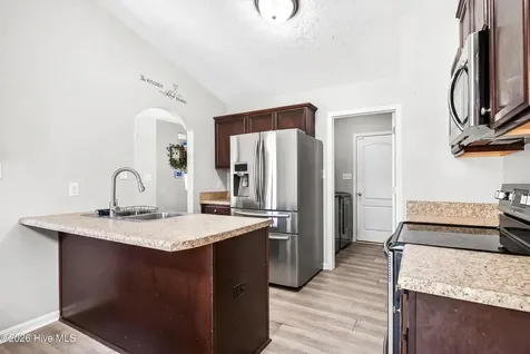 112 Clayton James Road Jacksonville NC 28540