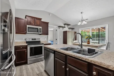 112 Clayton James Road Jacksonville NC 28540