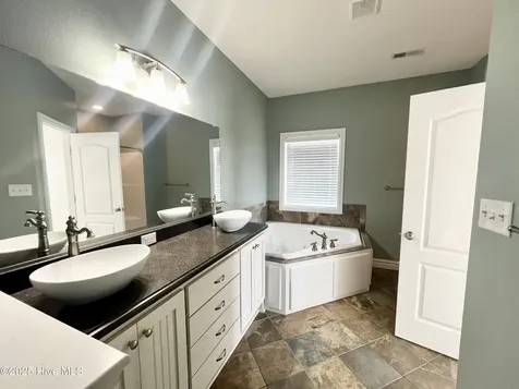 150 Travis Boulevard Moyock NC 27958