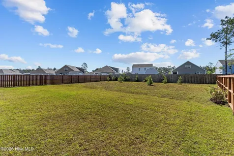 1115 Burled Oak Ridge Loop SE Bolivia NC 28422