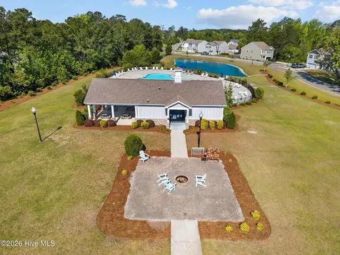 1115 Burled Oak Ridge Loop SE Bolivia NC 28422
