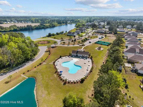 1115 Burled Oak Ridge Loop SE Bolivia NC 28422