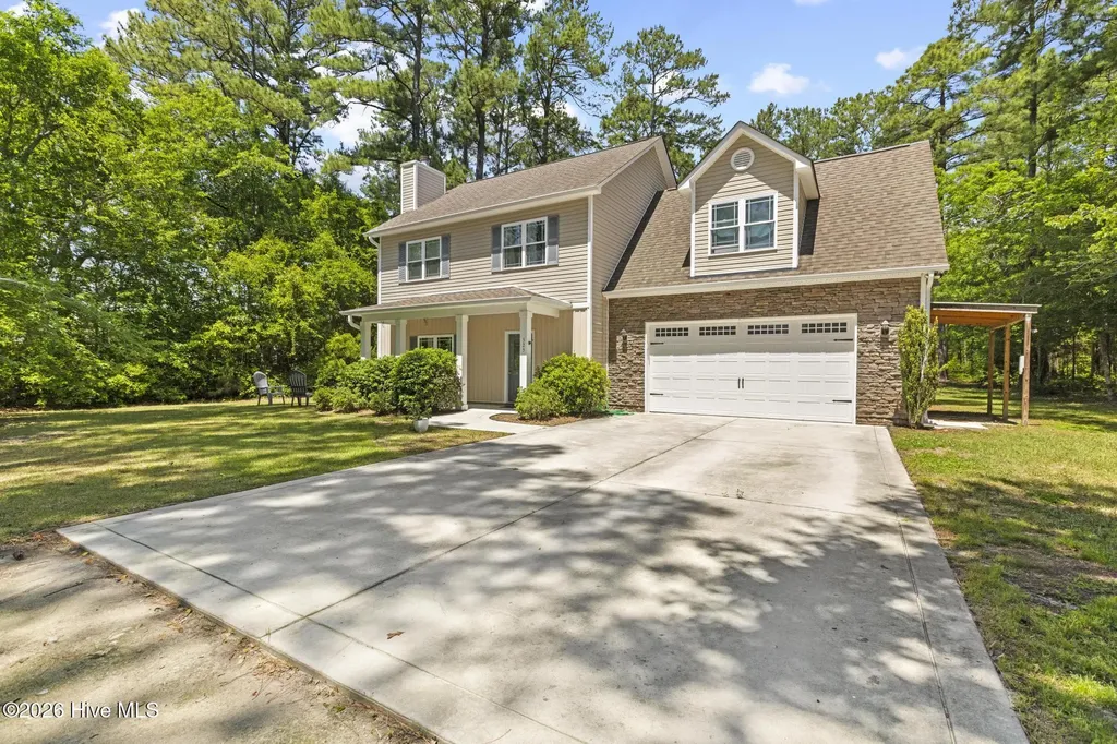525 Old Folkstone Road Holly Ridge NC 28445
