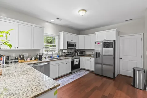 525 Old Folkstone Road Holly Ridge NC 28445