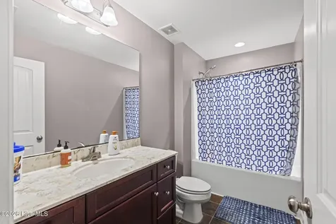 525 Old Folkstone Road Holly Ridge NC 28445