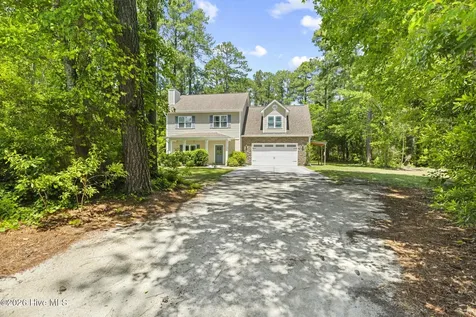 525 Old Folkstone Road Holly Ridge NC 28445