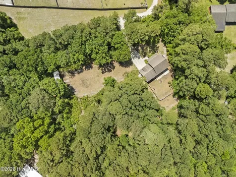 525 Old Folkstone Road Holly Ridge NC 28445