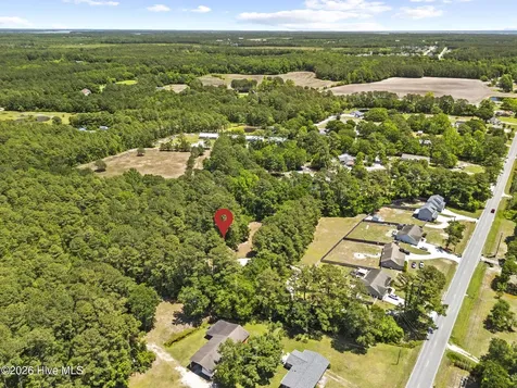 525 Old Folkstone Road Holly Ridge NC 28445