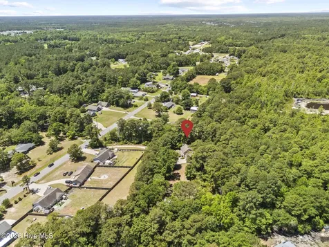 525 Old Folkstone Road Holly Ridge NC 28445