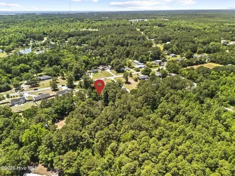 525 Old Folkstone Road Holly Ridge NC 28445