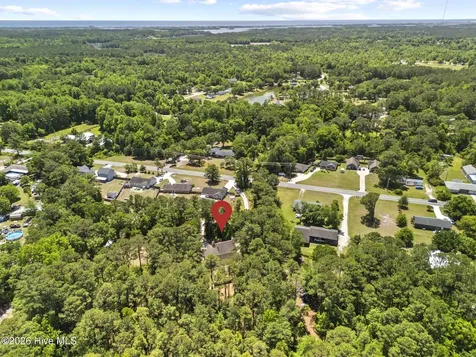 525 Old Folkstone Road Holly Ridge NC 28445