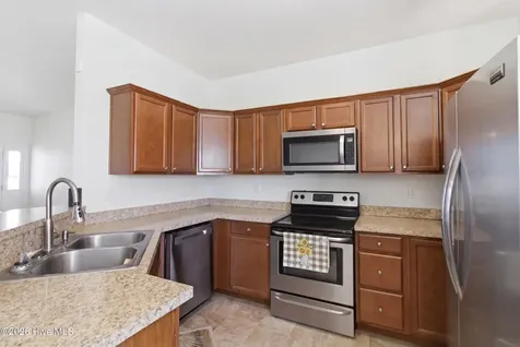 111 Ivy Trace Elizabeth City NC 27909