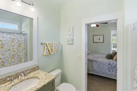 3260 Oceanic Bay Drive Southport NC 28461