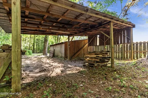 11073 Sam Potts Highway Lake Waccamaw NC 28450
