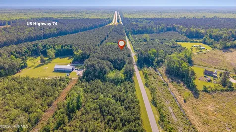 11073 Sam Potts Highway Lake Waccamaw NC 28450