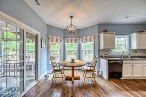 40 Thatcher Drive Rocky Point NC 28457