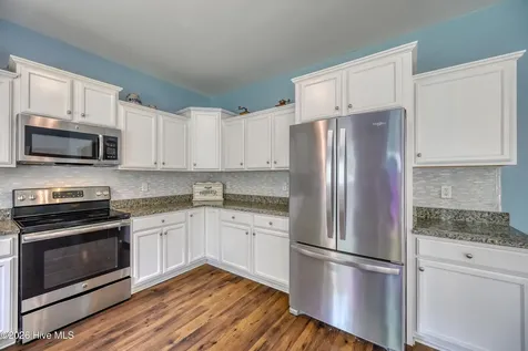40 Thatcher Drive Rocky Point NC 28457