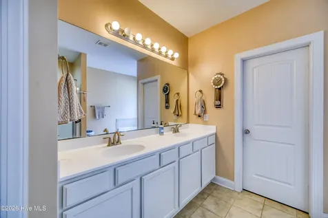 40 Thatcher Drive Rocky Point NC 28457