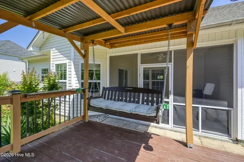 40 Thatcher Drive Rocky Point NC 28457