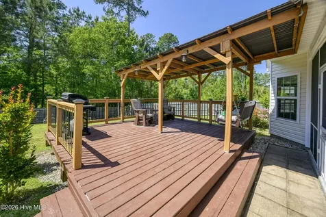 40 Thatcher Drive Rocky Point NC 28457