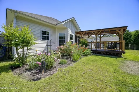 40 Thatcher Drive Rocky Point NC 28457