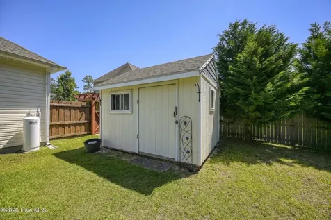40 Thatcher Drive Rocky Point NC 28457