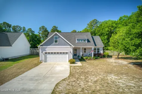 2520 Sloop Point Road Hampstead NC 28443