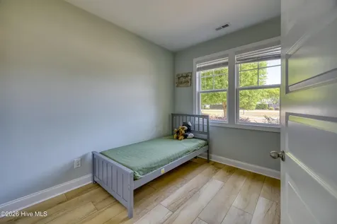 2520 Sloop Point Road Hampstead NC 28443