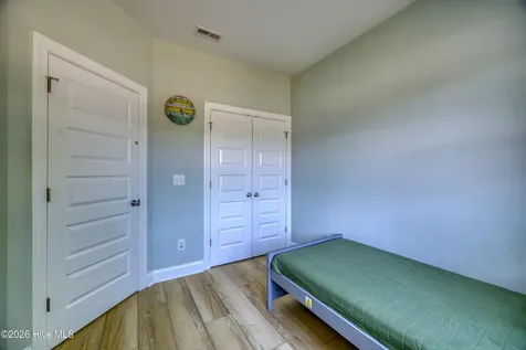 2520 Sloop Point Road Hampstead NC 28443